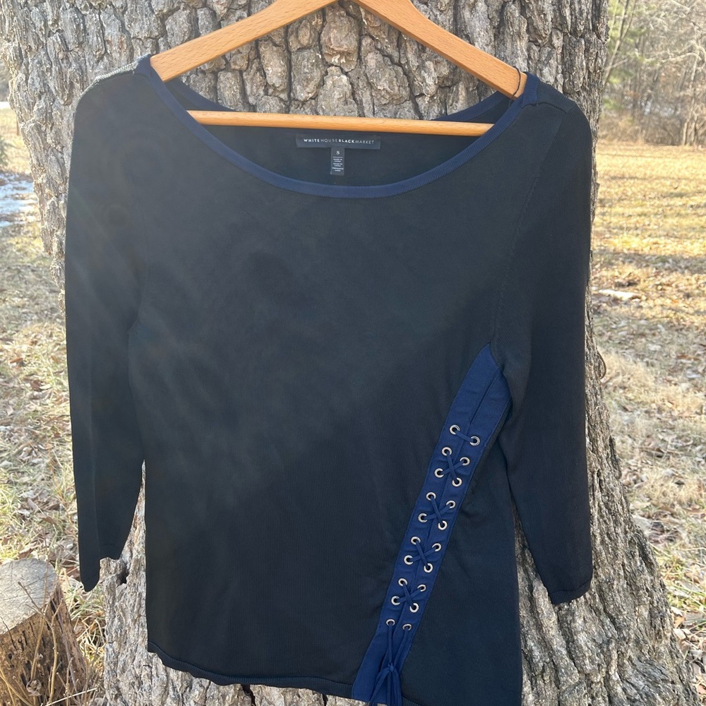 ⭐️White House Black Market Laced Detailed Blouse in size S